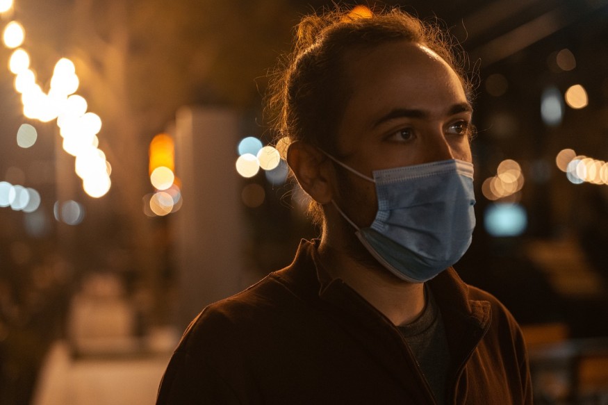 Man wearing mask in public