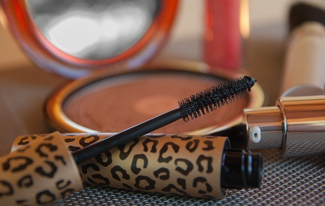 Mascara powder