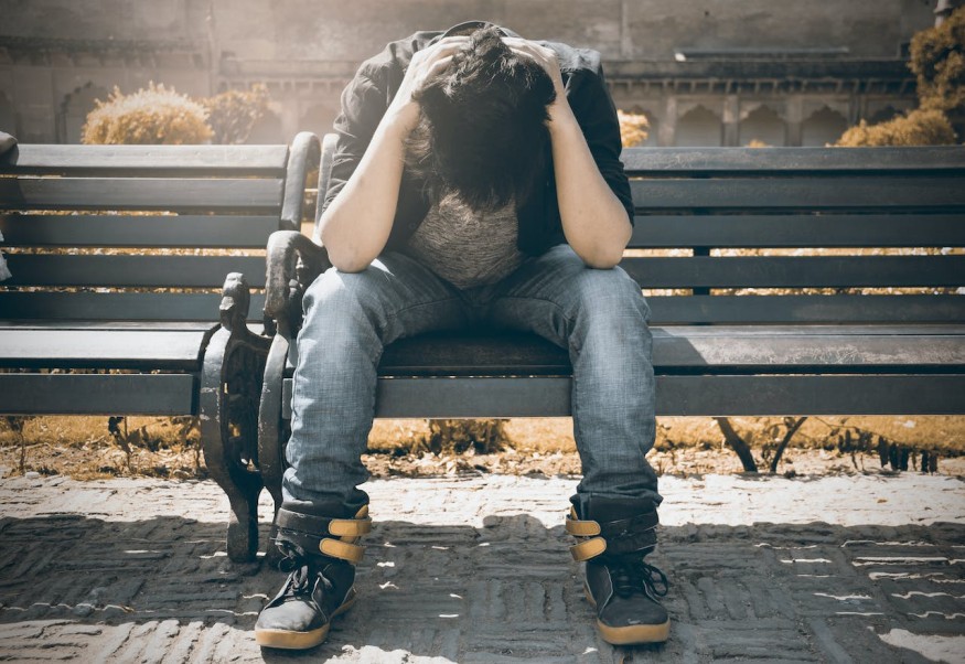 Anxiety vs. Stress: Must-Know Differences to Tell Them Apart