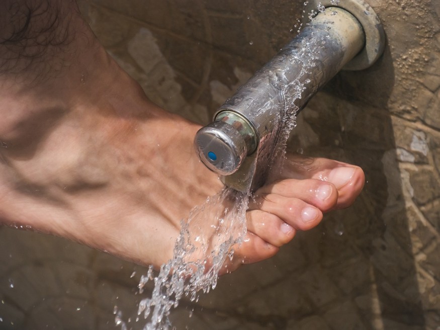 feet wash