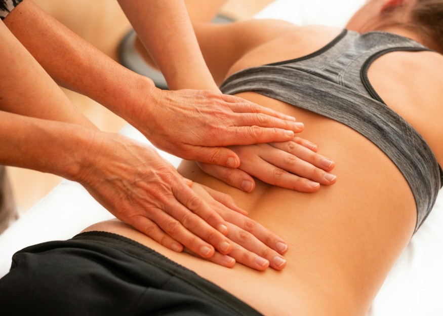 massaging back